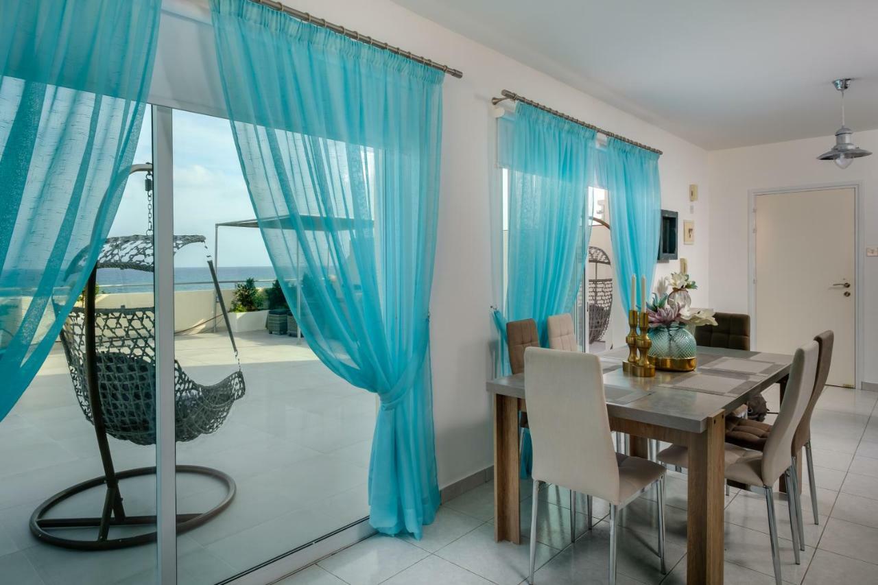 The Coral Penthouse Apartment Larnaca Bagian luar foto