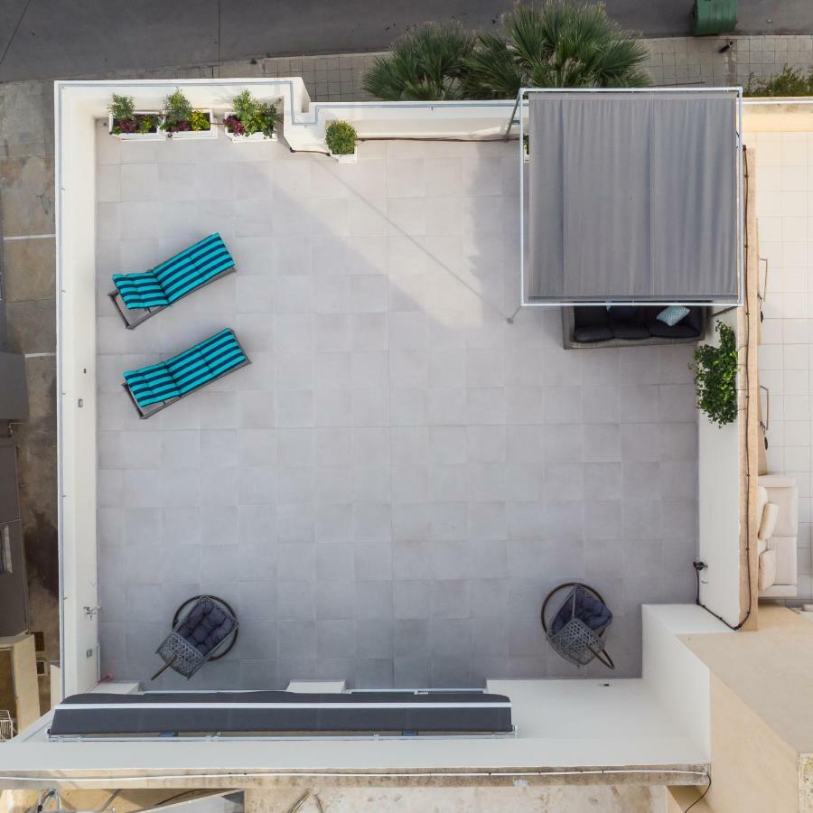 The Coral Penthouse Apartment Larnaca Bagian luar foto
