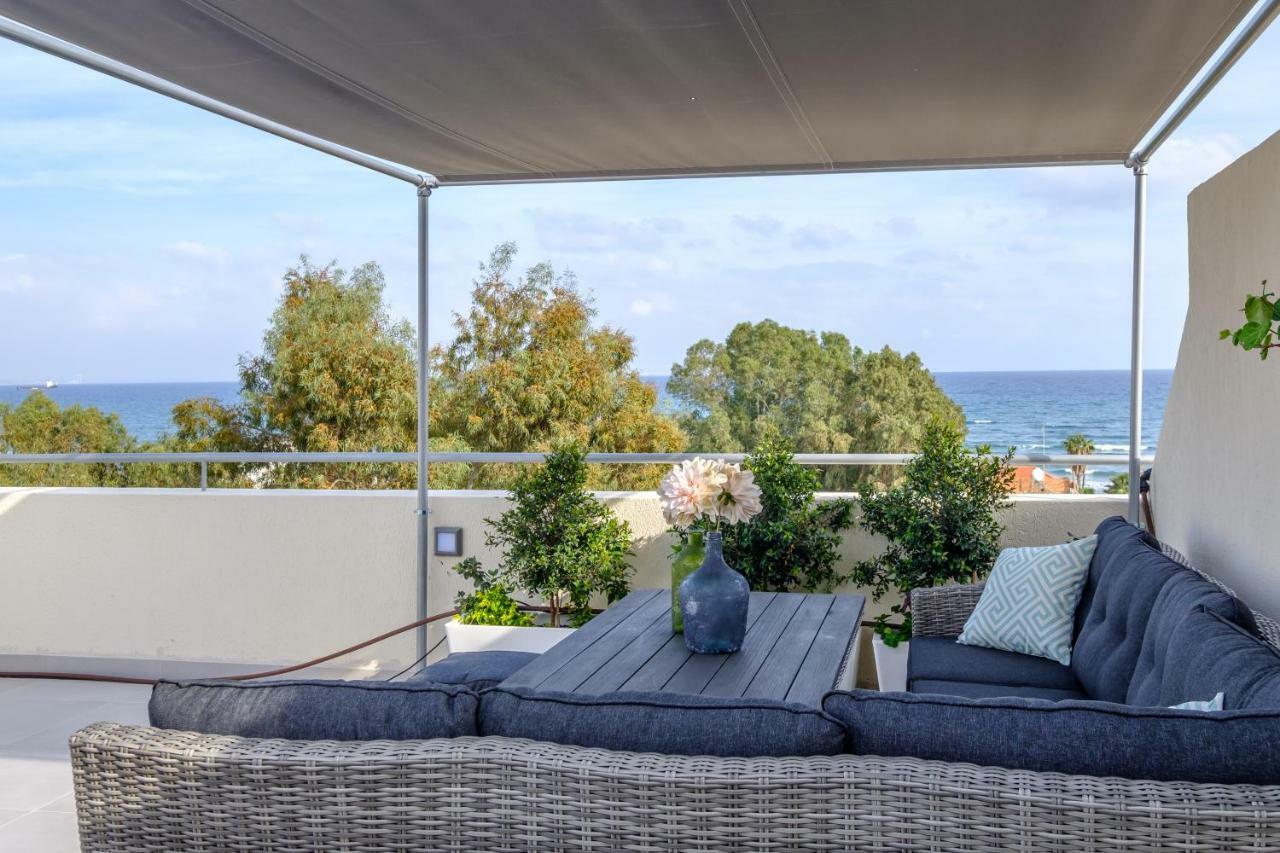 The Coral Penthouse Apartment Larnaca Bagian luar foto