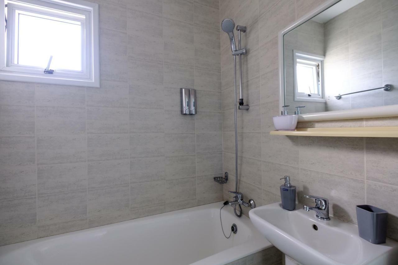 The Coral Penthouse Apartment Larnaca Bagian luar foto
